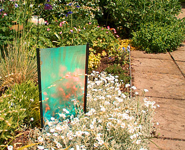 The garden of Madge and John Pelling